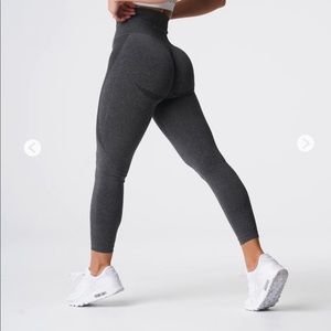 NVGTN Black Contour Seamless Leggings